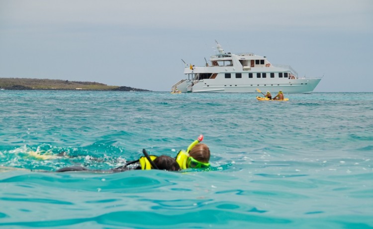 GALAPAGOS SJ