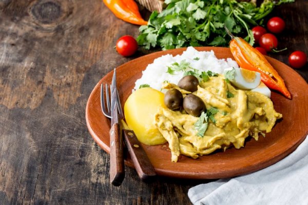 Ají de Gallina Causa