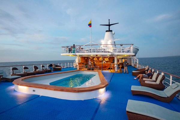 Legend Sun deck pool and bar Galapagos Ship Legend Sun deck pool and bar