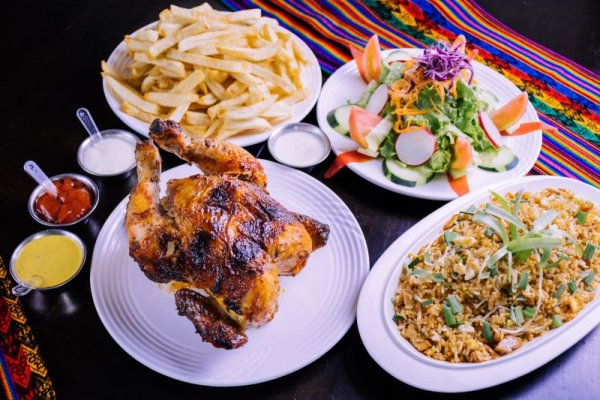 Pollo a la Brasa Pollo